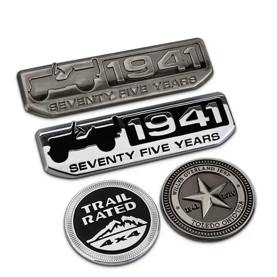 Adequado para guia Wrangler Freeman Grand Chenoki 1941 adesivo de carro adesivo decorativo modificado de Metal