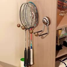 Rack de armazenamento de raquete de Badminton, fixado na parede, bola, Arena, ventosa, gancho, exibição de raquete, ferr