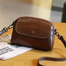 Hong Kong IT.COLATE Nicho Light Luxo All-Match Bolsa Feminina Moda Bolsa de Ombro Simples Couro Cross-Body Bag
