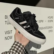 Nicho tênis masculino 2025 primavera novo estilo sapatos de lona respirável plana Casual All-Match pão masculino sapatos
