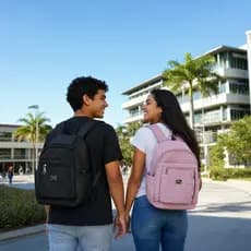Mochila Escolar Leve Média Nylon Impermeável Unissex Versátil Dia a Dia Bolso Secreto Trabalho Faculdade