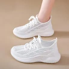 Tênis feminino 2026 novo estilo verão malha respirável mãe sapatos brancos femininos leves tênis de corrida de sola maci