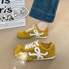 Mulheres grávidas sapatos de treinamento alemão de sola plana feminino oco 2026 novo estilo verão superfície de malha re