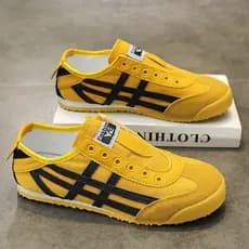 Sapatos de lona masculinos 2026 novo estilo verão sola macia leve deslizamento-On tênis de treinamento alemão Casual Par