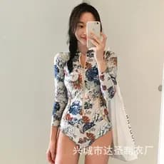 Coreia novo estilo terno de mergulho feminino de secagem rápida medusa terno surf maiô de manga comprida uma peça primav