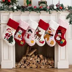 Meias de Natal, Pacote com 6, Meias de Natal de Pelúcia com Padrões Bordados, Enfeites para Pendurar na Lareira para Dec