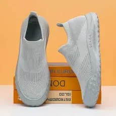 Sapatos masculinos 2025 verão malha respirável um Pedal voando meias de malha sapatos esportivos antiderrapante resisten