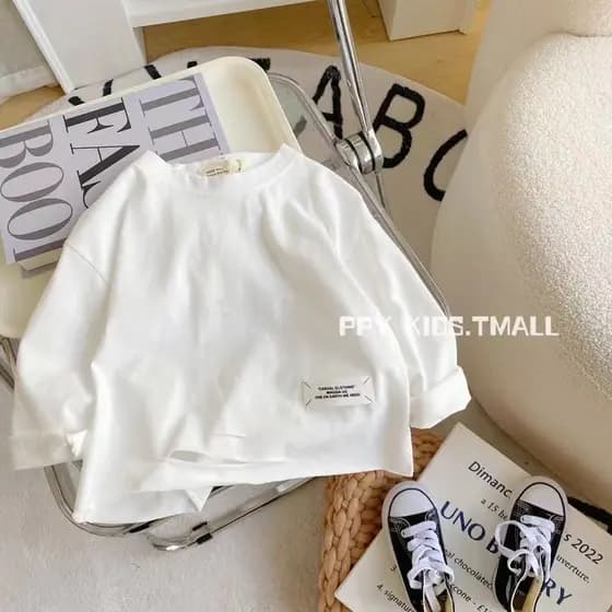 Primavera outono crianças novo estilo estilo coreano bonito meninos rasgado interior pequena etiqueta camisa de fundo de