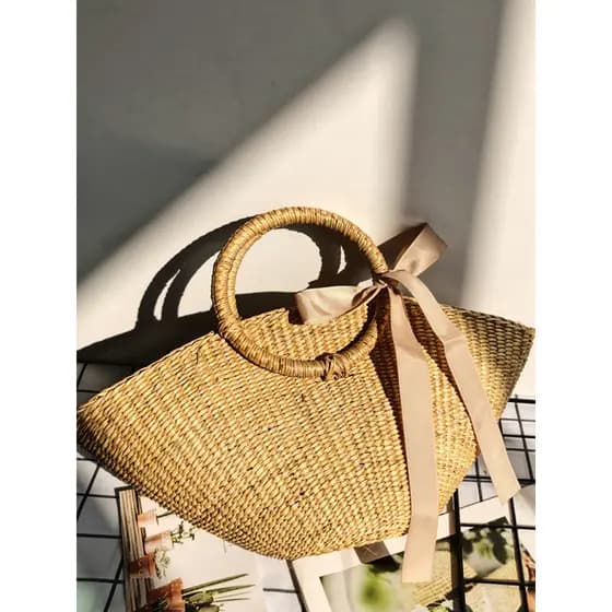 Novo estilo sacos de Rattan bolsas de tecido feminino sacos de palha artesanal sacos de palha à beira-mar férias viagem 