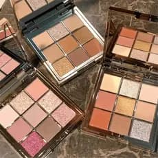 Winnie the Pooh Sombra de penas douradas brilhantes Paleta de sombras de nove cores peroladas finas lantejoulas brilhant