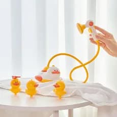 Pequeno baixo brinquedos de banho do bebê crianças jogando chuveiro água natação banho ferramenta útil bebê jogando água
