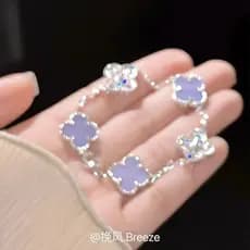 Roxo mãe-de-pérola trevo de quatro folhas pulseira feminina 2024 novo estilo luz luxo nicho requintado High-End Girlfri