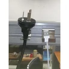 Criativo escritório mesa divisória tela Slot costura inferior pendurado mochila/clipe/ferradura/cabo gancho de aço inoxi