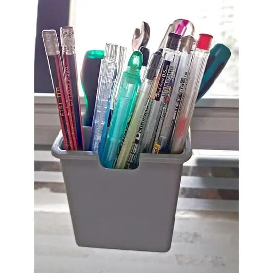 Pontos de costura suspensos inferiores cinza, 2 compartimentos, suporte de caneta de plástico cinza, pingente de costura