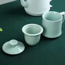 Copo de separação de água de chá de cerâmica copo de filtro Celadon High-End copo pessoal escritório xícara de chá mascu