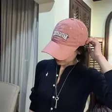 Este parece olhos fechados!Boné de beisebol moderno bordado Navi Fashion Boné macio combinado