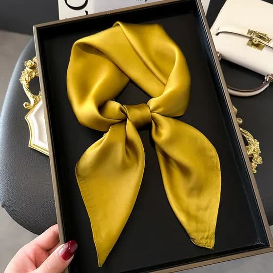Lenço quadrado pequeno lenço de seda feminino cor sólida amarelo brilhante cúrcuma primavera outono verão camisa combina