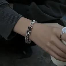 Pulseira masculina estilo legal nicho Design exclusivo escuro High-End cinza diamante casal pulseira de aço titânio