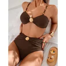 Conjunto de Maiô Bikini Marrom de Cintura Alta com Controle de Barriga, Alças de Contas e Conchas Metálicas, Elegante Fé