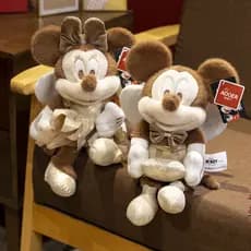 Brinquedo de Pelúcia Original da Disney do Mickey e da Minnie para o Dia dos Namorados, Boneca Stitch Segurando um Coraç