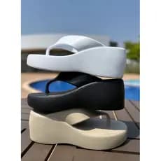 Chinelo Zoe feminino em Eva Nuvem moderno dia a dia extremamente leve e macio Ortopédico