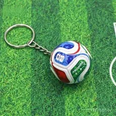 Chaveiro de futebol em couro 3D, souvenir para fãs europeus de 2026, unissex, acessório para bolsa, presente.