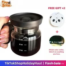 Caneca de Café Tiny Brew em Forma de Cafeteira, 4” de Altura – Design Compacto de Jarra de Vidro de 16 Oz com Tampa para