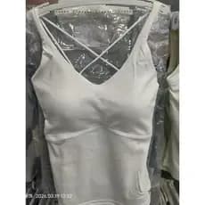 Roupas de fundo muscular 2513 feminino bonito volta estilo fino Bottoming para fora copo fixo confortável respirável cin