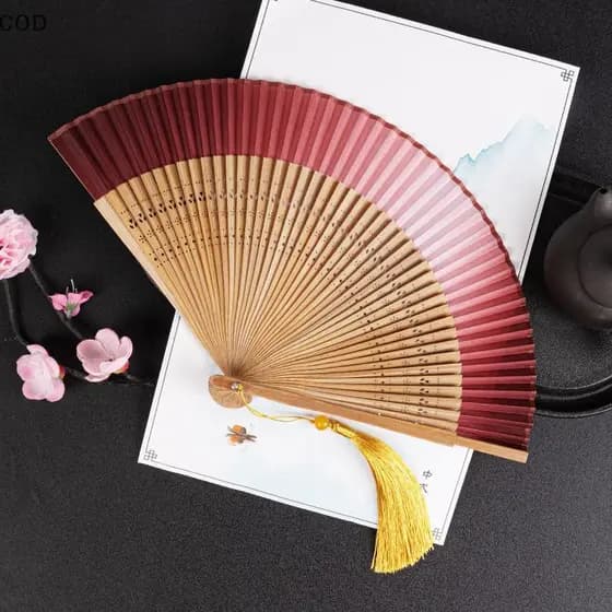 [ala] Leque Dobrável De Bambu Esculpido , Estilo Chinês Vintage , Ventilador Oco , Casamento , Mão , Perfumado , Festa ,