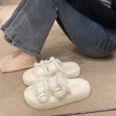 | slippers | ✱Fivela de cinto chinelos peludos feminino exterior Wear 2023 inverno novo estilo quente antiderrapante sol