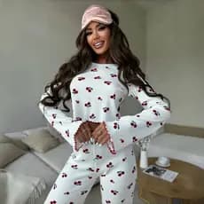 Fornecimento exclusivo de pijamas femininos transfronteiriços primavera outono estilo manga larga estampada enrolada cal