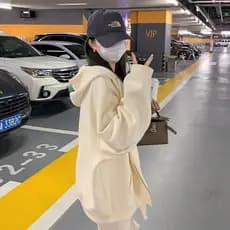 Com capuz zíper Cardigan moletom feminino 2026 outono inverno novo estilo forro de lã mais magro olhar tinta instantânea