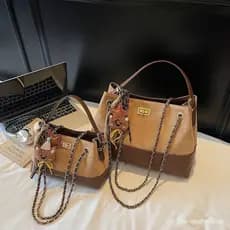 [Bolsa Feminina Amy Rabbit] Novo Estilo 2026, Bolsa de Mão Retrô e Moderna, Versátil para o Dia a Dia, Simples e Casual,