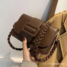 Bolsa de Couro Macio mkIfashion Americana Outono Inverno 2025, Novo Estilo Feminino, Transversal, Versátil, de Ombro Úni