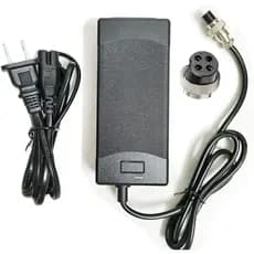 [Compatibilidade Verificada] Carregador Rápido de 42V com 4 Pinos para Bateria Voyager 36V, Conector de 4 Pinos 42V 2A/1