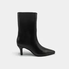 Dedo do pé apontado 2026 tubo médio outono inverno novo estilo 2026 retro versão coreana botas curtas francesas retro bo
