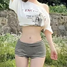 Listras de fio listras elásticas altas coreano Shorts de cintura baixa feminino verão novo estilo mais magro olhar puro