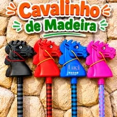 Cavalinho de Madeira Pegasus Cavalo de Pau Brinquedo Infantil