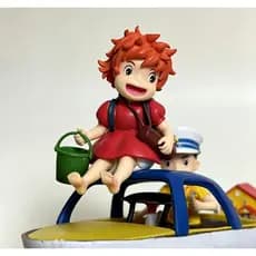 Modelo bidimensional bonito veleiro Ponyo Sosuke série de cura chassi Desktop na moda jogar decoração figura em caixa