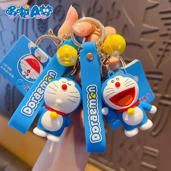 Bonito Doraemon chaveiro pingente Tinkerbell gato carro saco chaveiro boneca pingente pequeno presente