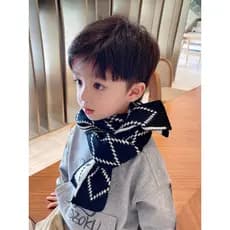 Lenço de bebê outono inverno menino inverno menina menino bebê 2025 novo estilo inverno pequeno cachecol infantil