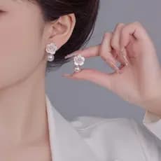 S925 prata agulha gotejamento esmalte flor brincos pérola costura Design venda quente luz luxo elegante influenciador br