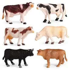 Conjunto de modelos de animais: pássaros, cavalos, vacas, gado, bezerros, touro, vaca.