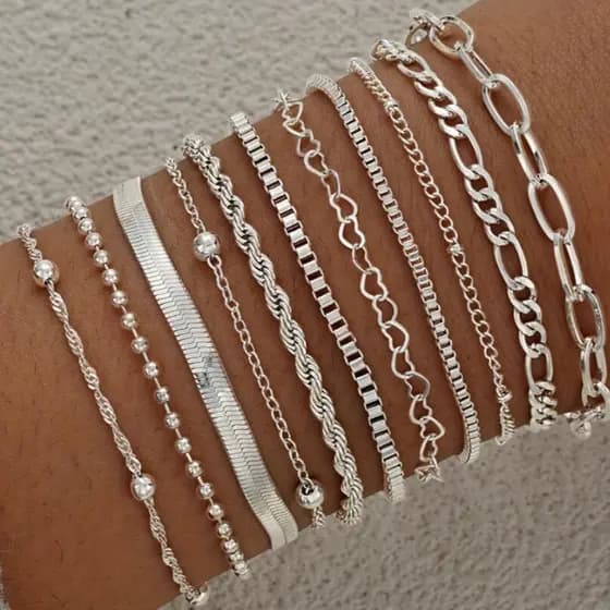 Conjunto BLOSSOM de 11 peças com coração oco, pulseira redonda, corrente de metal geométrica única, design de múltiplas