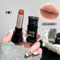 Gloss labial volumoso Batom Batom líquido Benming de couro preto amarelo!Batom fosco mágico, não é fácil de colar, copo