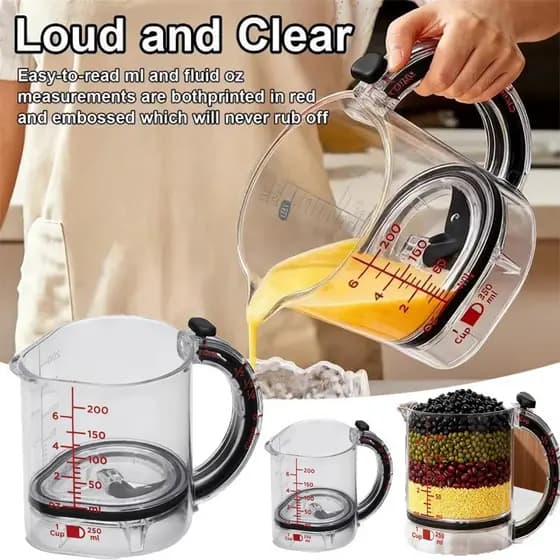 2 novos copos medidores multifuncionais ajustáveis com base selada e design com raspador, usados para medições na cozinh