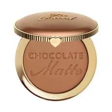 Too Faced Chocolate Soleil Matte Blurring Bronzer |   Pó Bronzeador Matte que Imita a Pele Natural para um Efeito de Bro