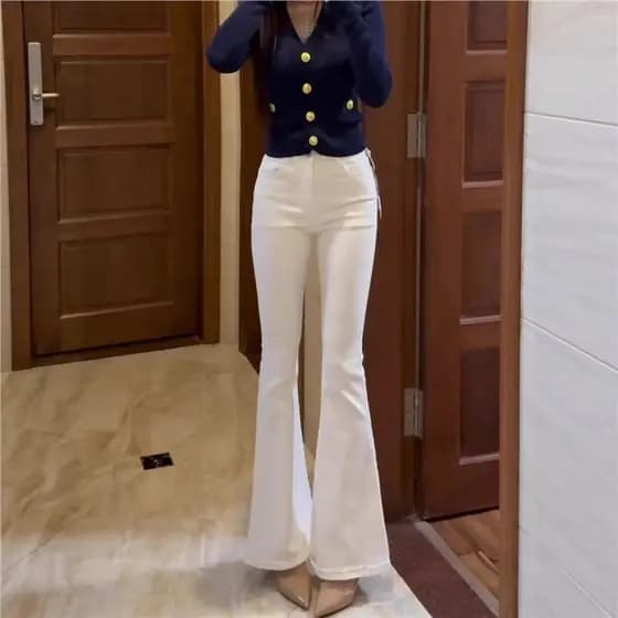 Branco queimado Jeans feminino 2025 outono novo estilo mais magro olhar fino-ajuste All-match ferradura queimado usar ca