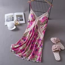 Camisola Feminina de Seda Gelada Fina com Renda Floral e Almofadas para o Peito, Roupa de Dormir de Verão