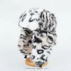 Novo chapéu Lei Feng de pele sintética de coelho para mulheres, espesso e quente para o inverno, chapéu de pelúcia com e